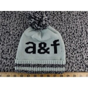 Abercrombie‎ Kids Light Blue Knit Pom Beanie Heart A&F Logo Stripes